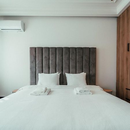 Biarritz Luxury Apartments Белград Екстериор снимка