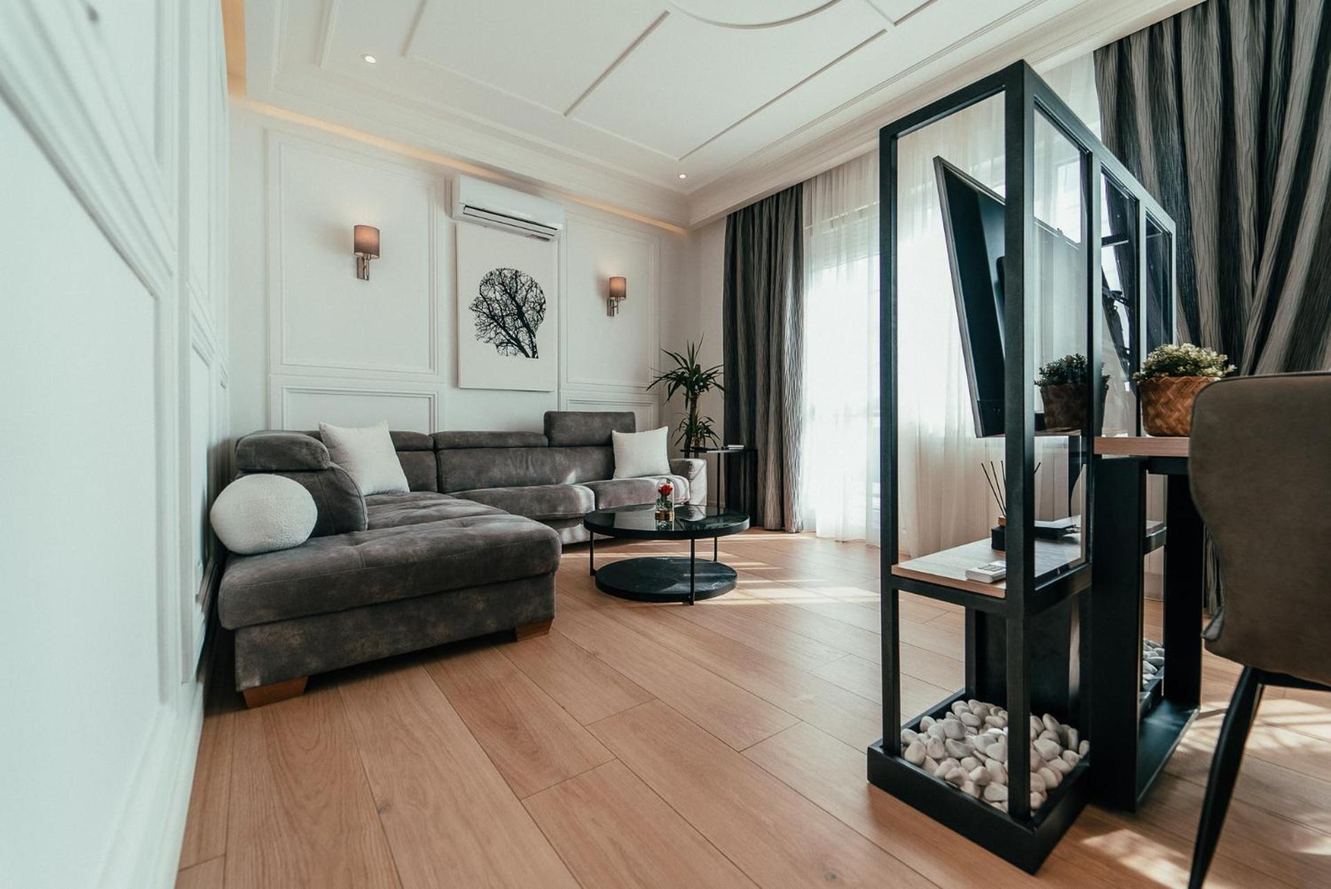 Biarritz Luxury Apartments Белград Екстериор снимка